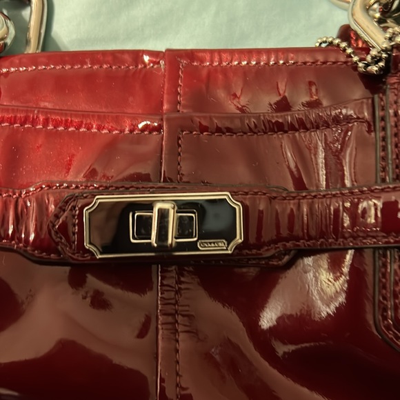 Patent Leather red used coach bag some wear scratches.Still nice,pouches in it. - Picture 4 of 16